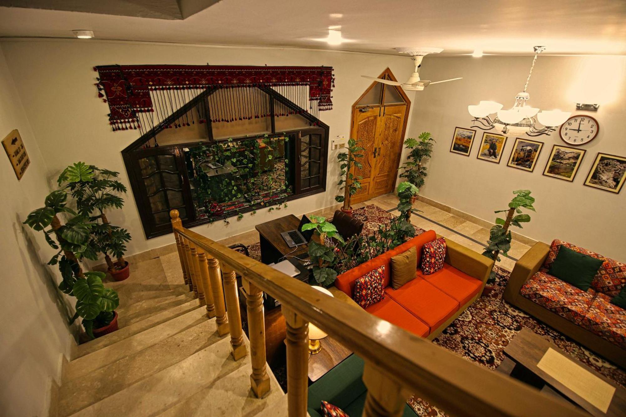 Oak Residency Gilgit Exterior foto
