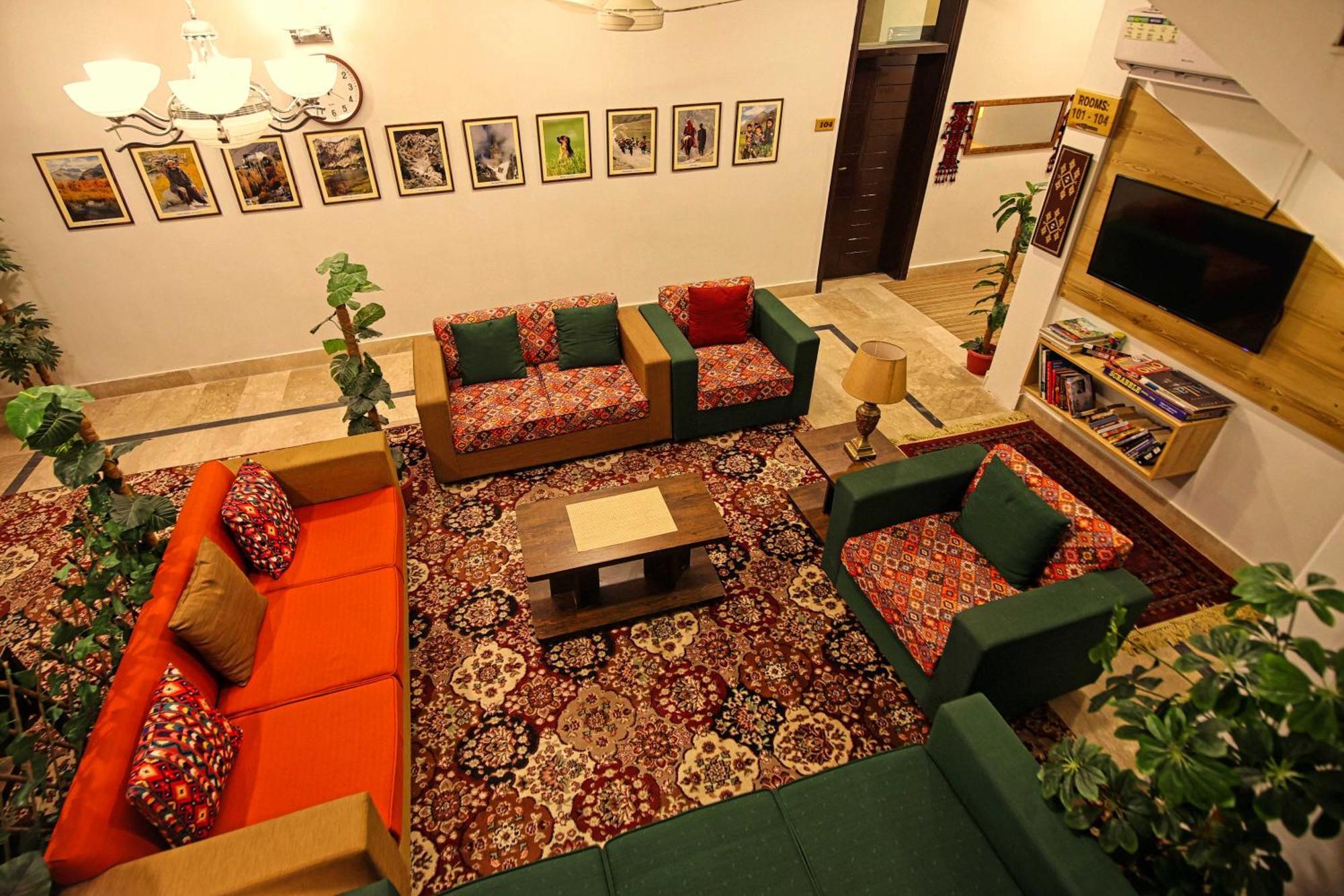 Oak Residency Gilgit Exterior foto